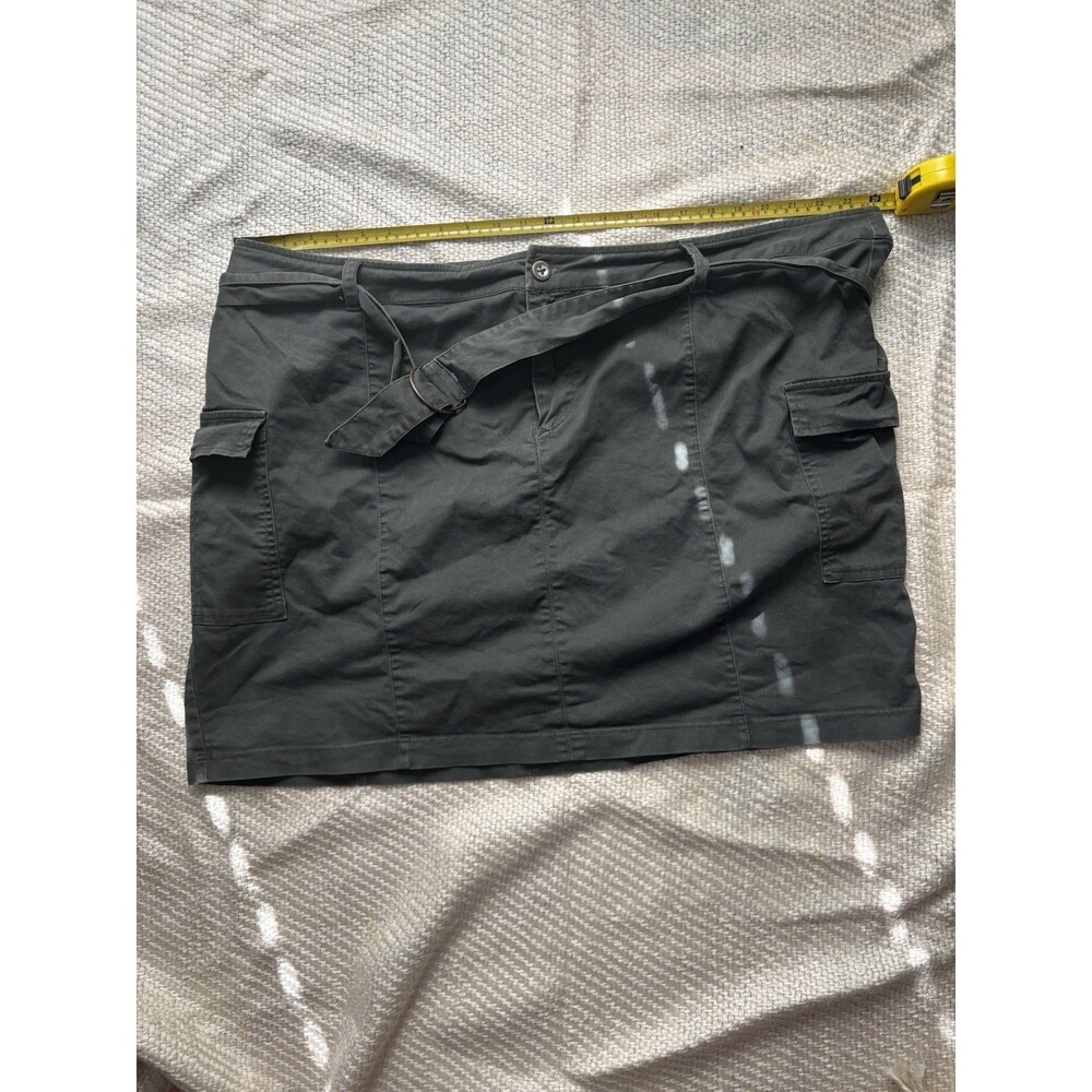 Torrid Olive Green Chino Stretch Cargo Skirt with Belt Size 24 Women's Plus